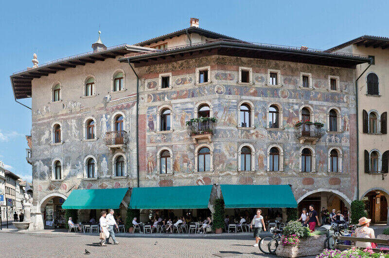 Immagine della facciata di Casa Cazuffi-Rella