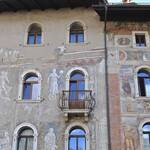 Facciata della Casa Cazuffi-Rella